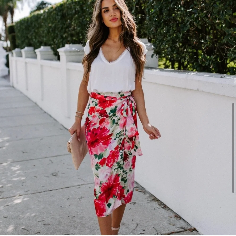 VICI Glasshouse floral satin wrap mini BOUTIQUE skirt S - Picture 4 of 7